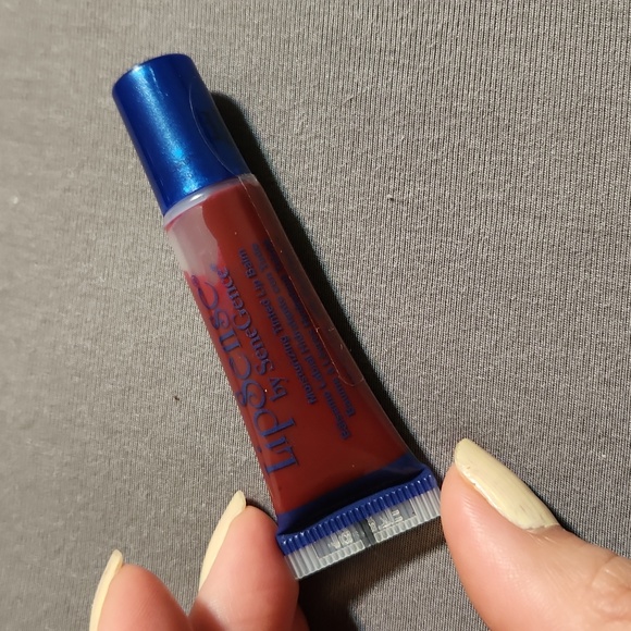 New & Sealed Senegence Lipsense Tinted Lip Balm Barely Berry - Picture 3 of 5